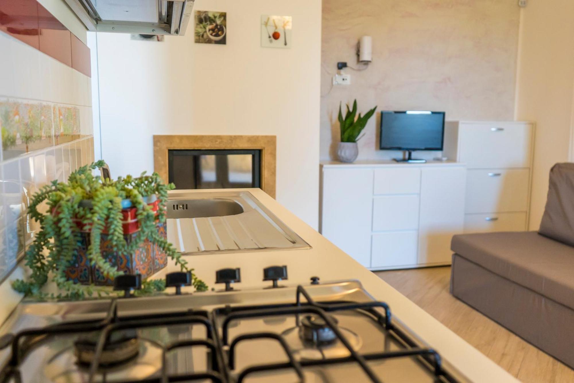 Appartamento Villa Nisapiro' サンニコーラ エクステリア 写真